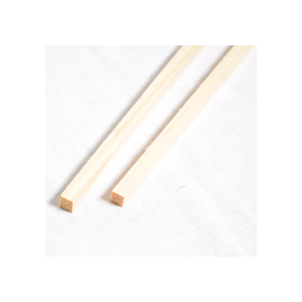 Championship Featherstrip Wood